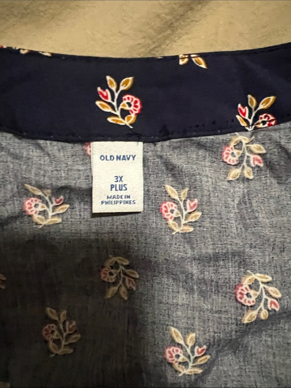 Old Navy Navy Floral Wrap-Style Midi Dress - Picture 2 of 3